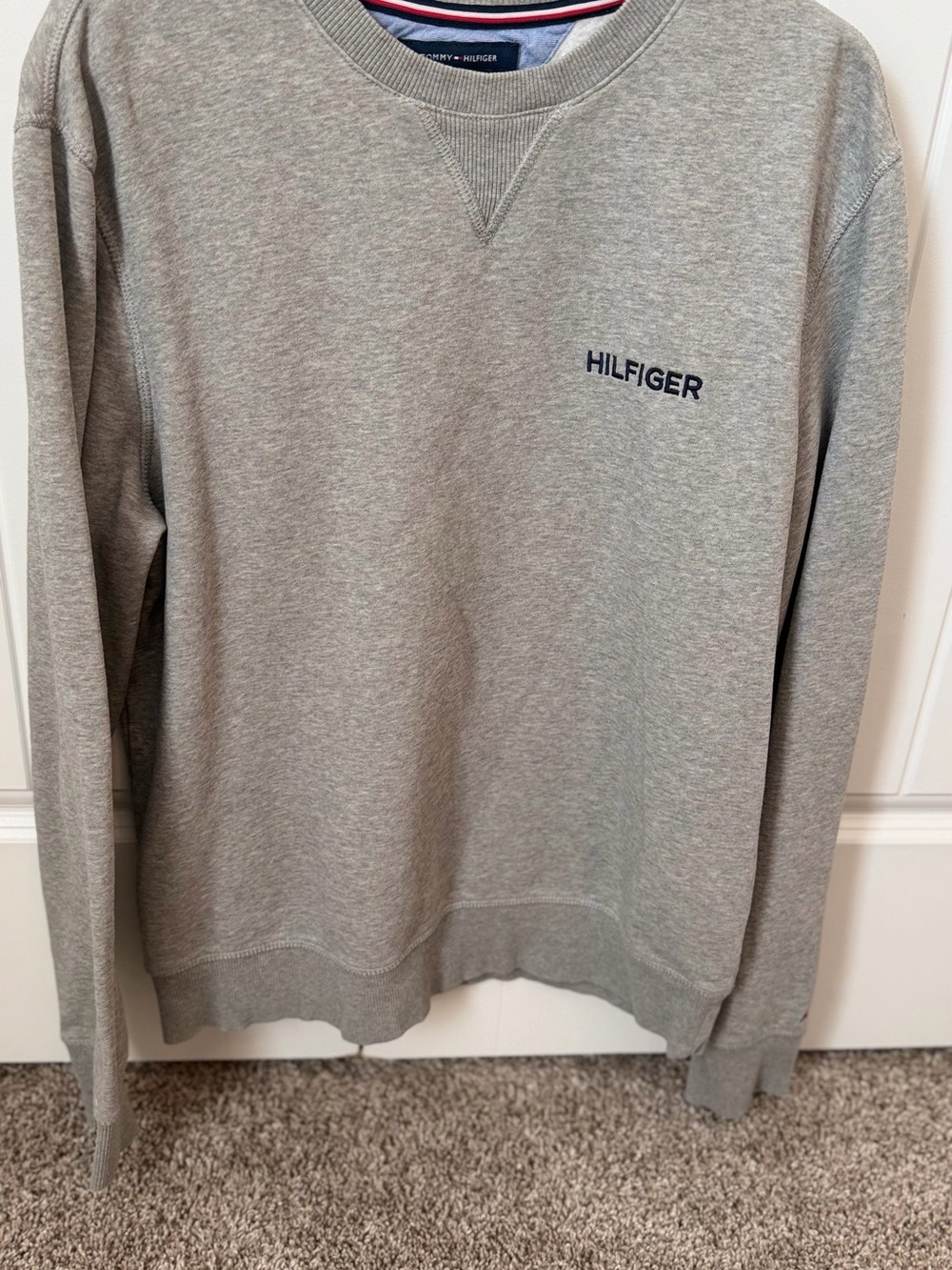 Tommy Hilfiger Light Gray Crewneck Sweatshirt with Navy Logo